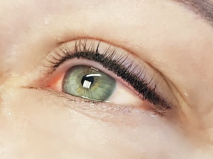 Lash line enhancement